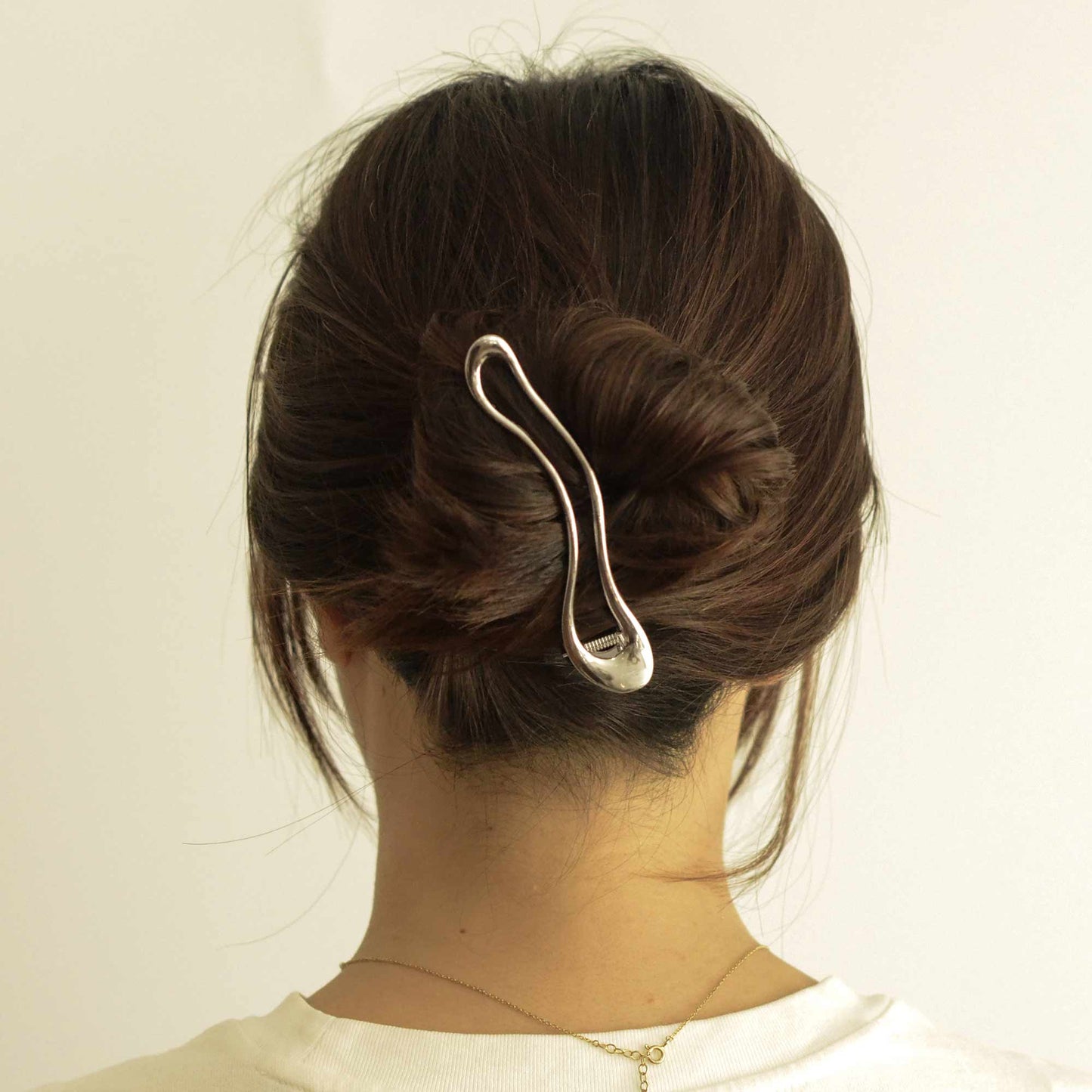 Wavy Metal Hair Clip