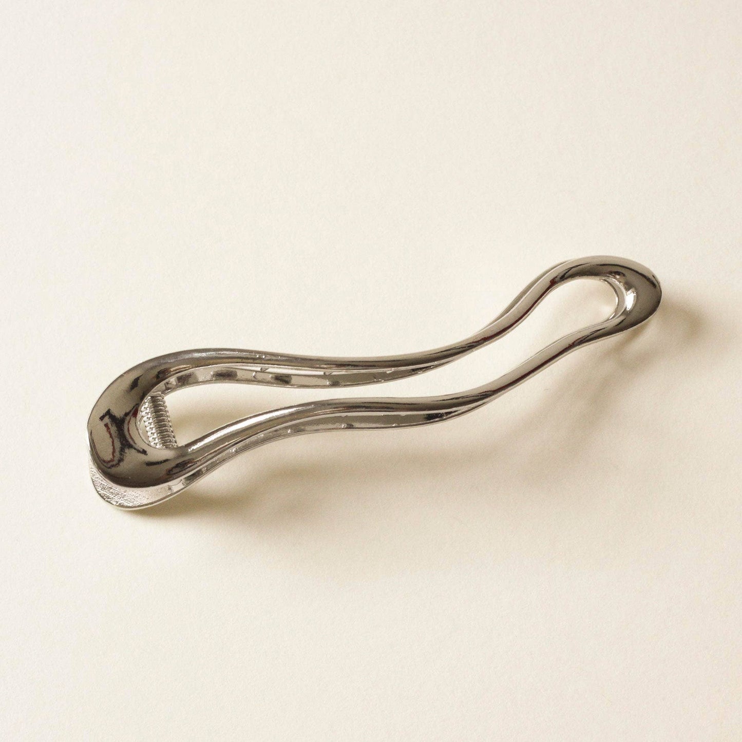 Wavy Metal Hair Clip