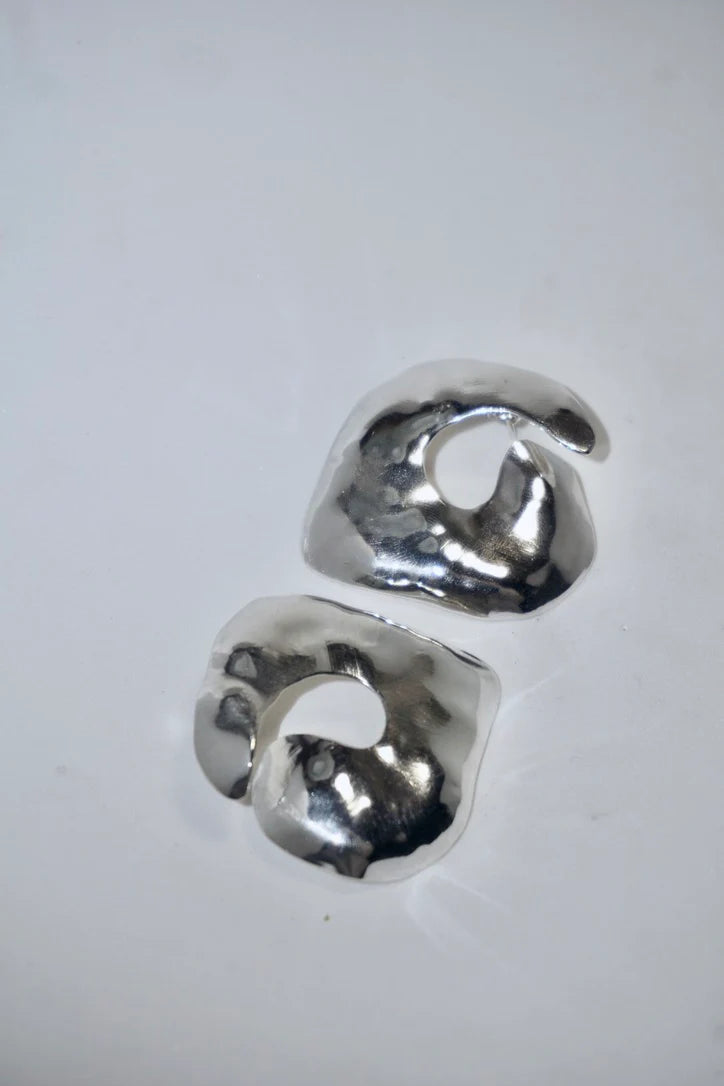 Concha Earrings