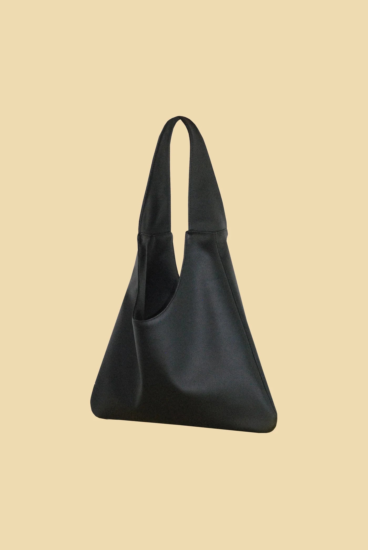 Agave Triangle Tote | Black