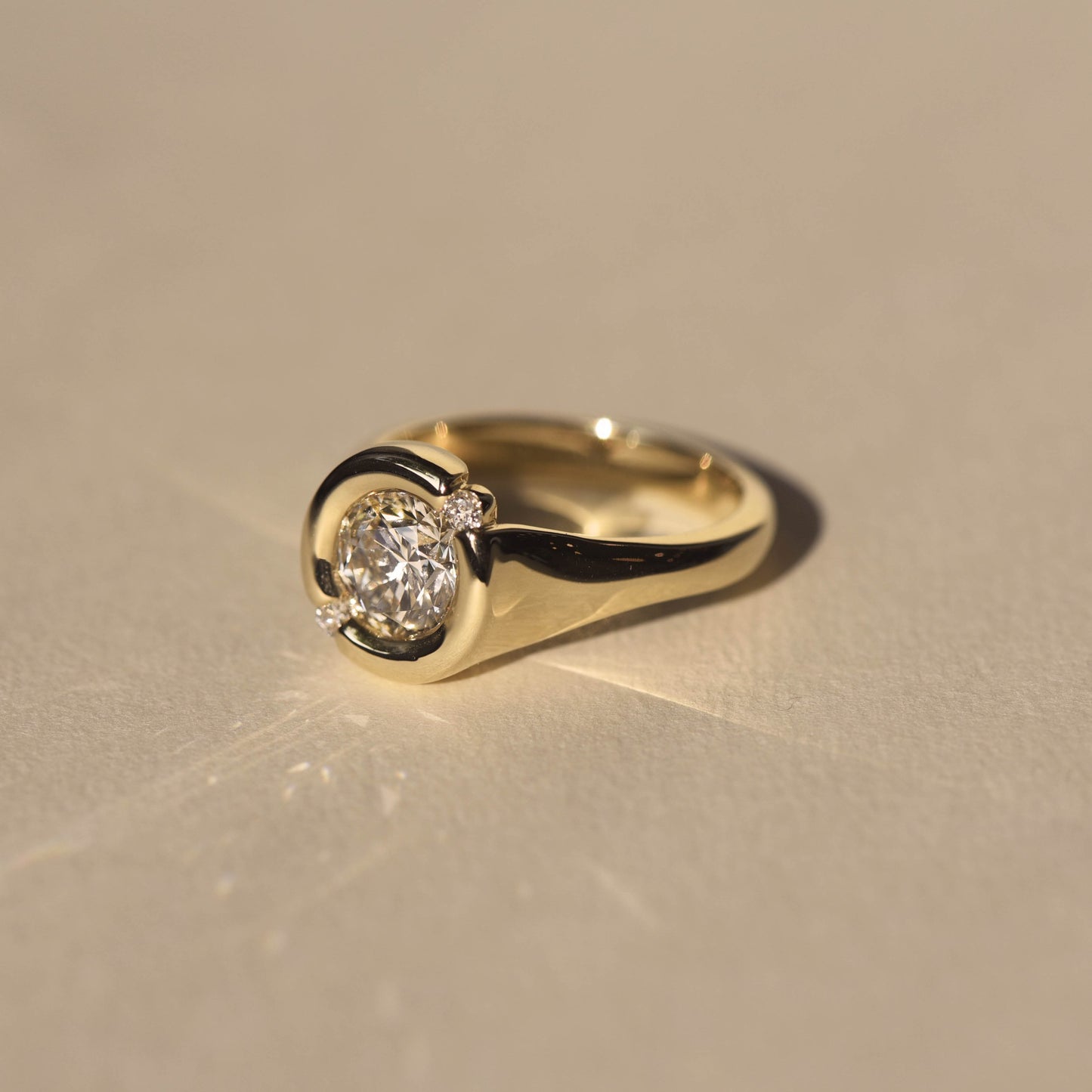 Alix Ring