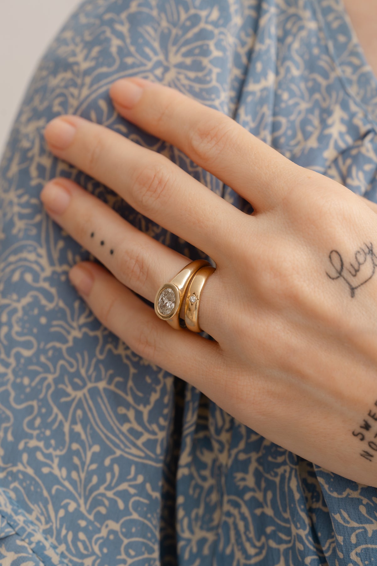Vintage Band with Diamond