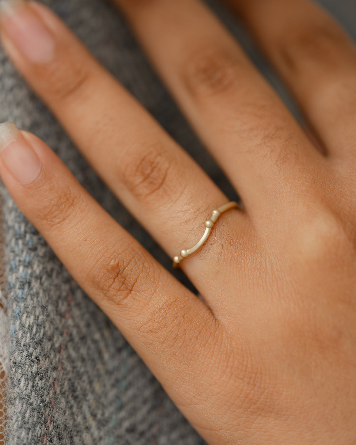 Arching Juliet Band