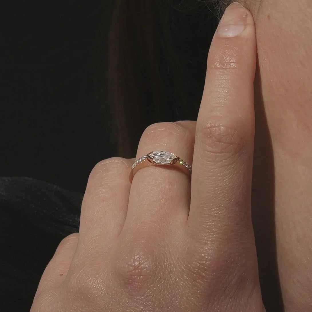Mini Minna Ring