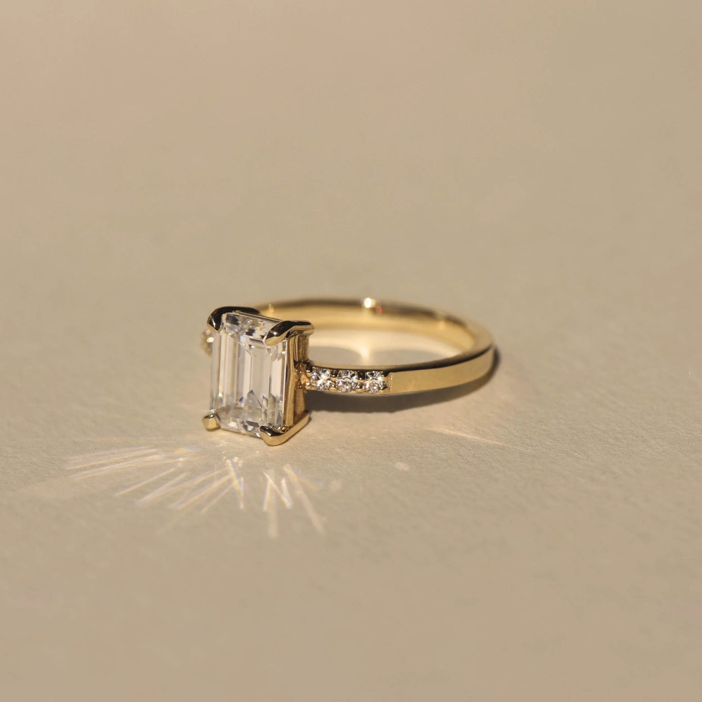 Vela Ring