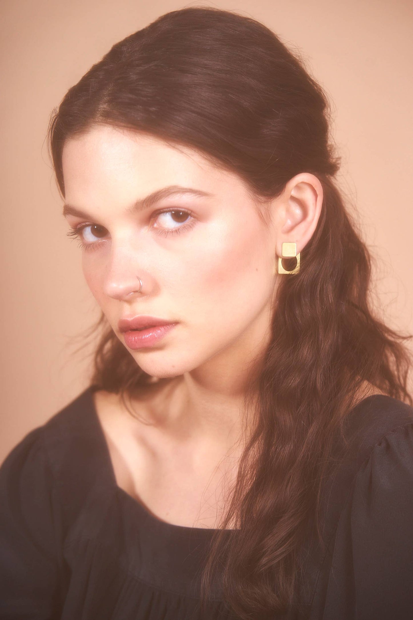 Empty Oval Ear Jacket