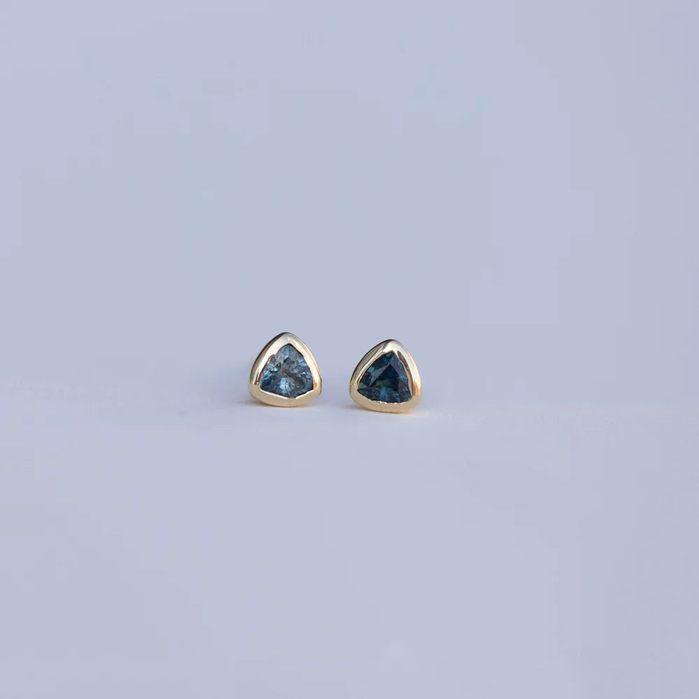 Sapphire Fête Stud