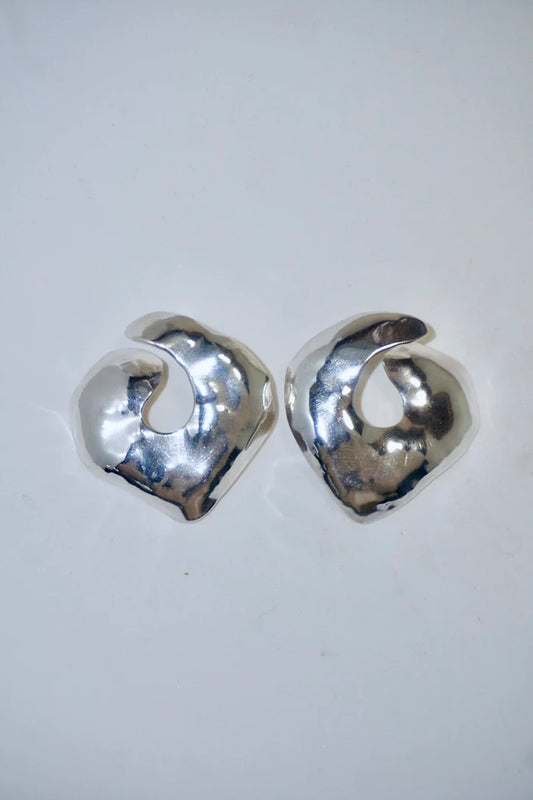 Concha Earrings