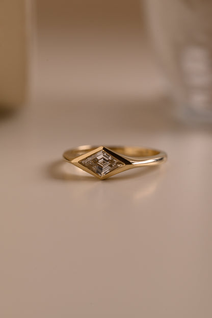 Lozenge Signet Ring