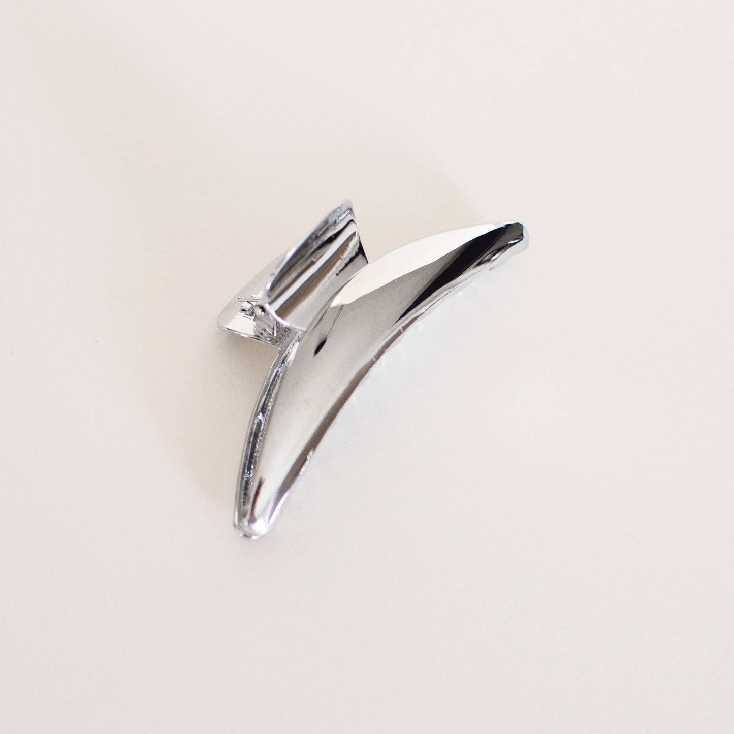 Luna Arc Hair Clip