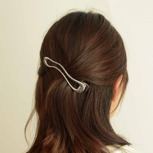 Wavy Metal Hair Clip