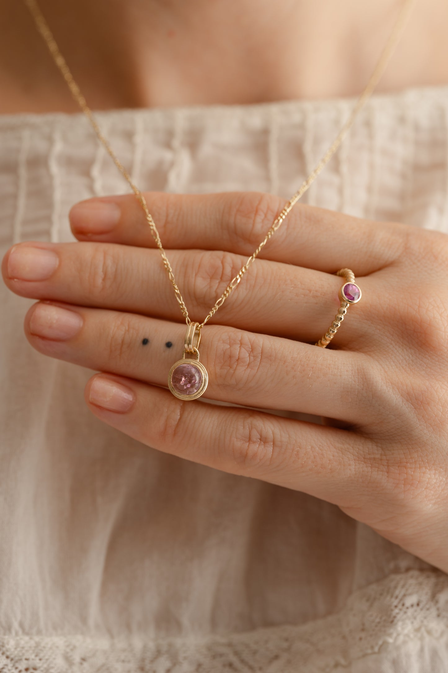 Sonder Charm