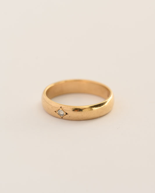 Vintage Band with Diamond