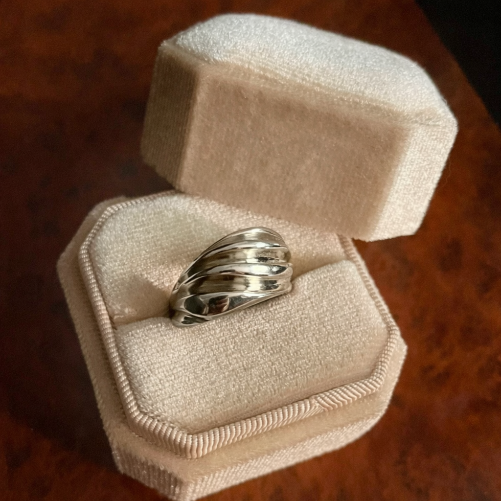Ebb Ring