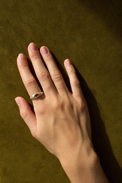 Ellipse Ring | Garnet