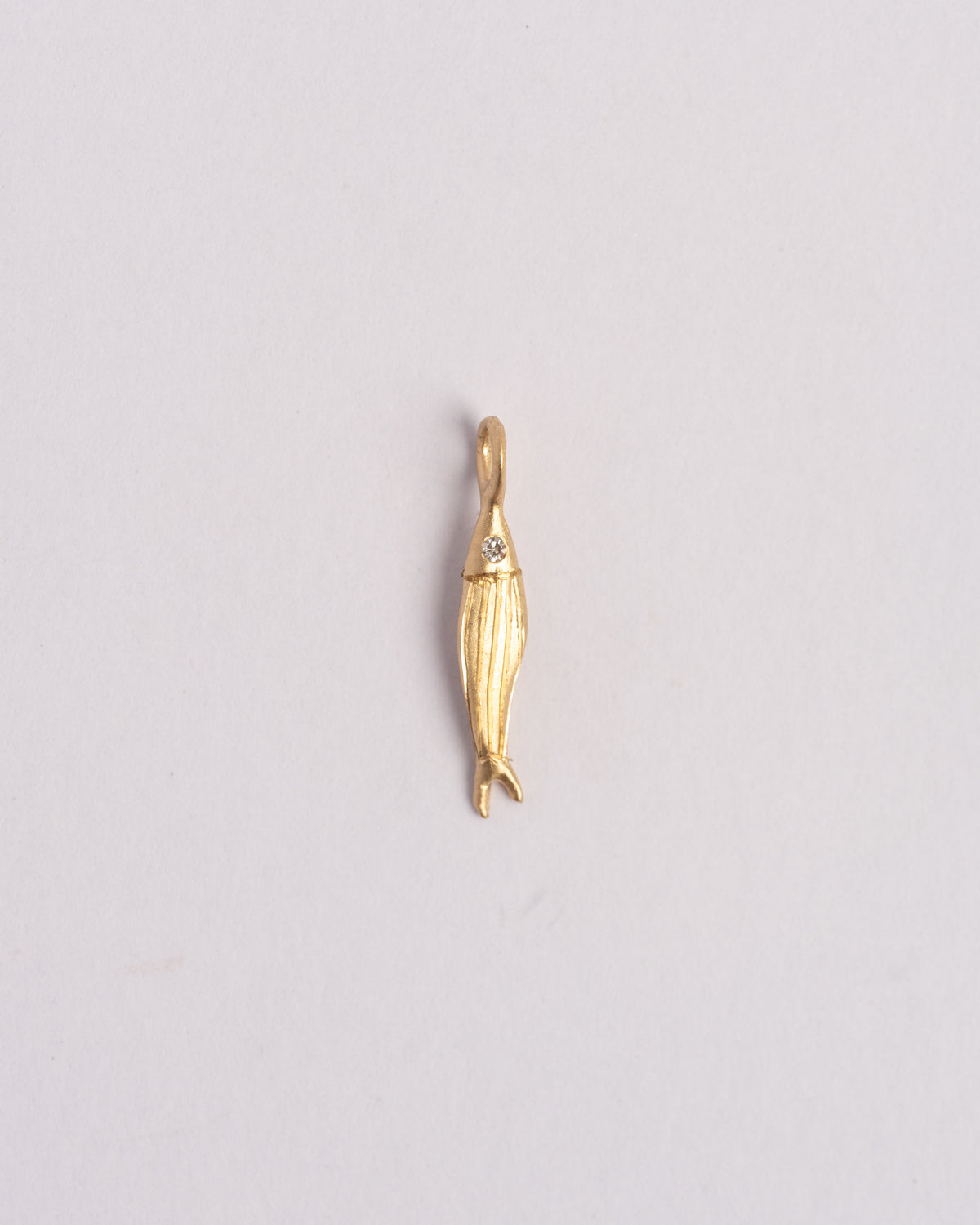 Engraved Pesca Pendant