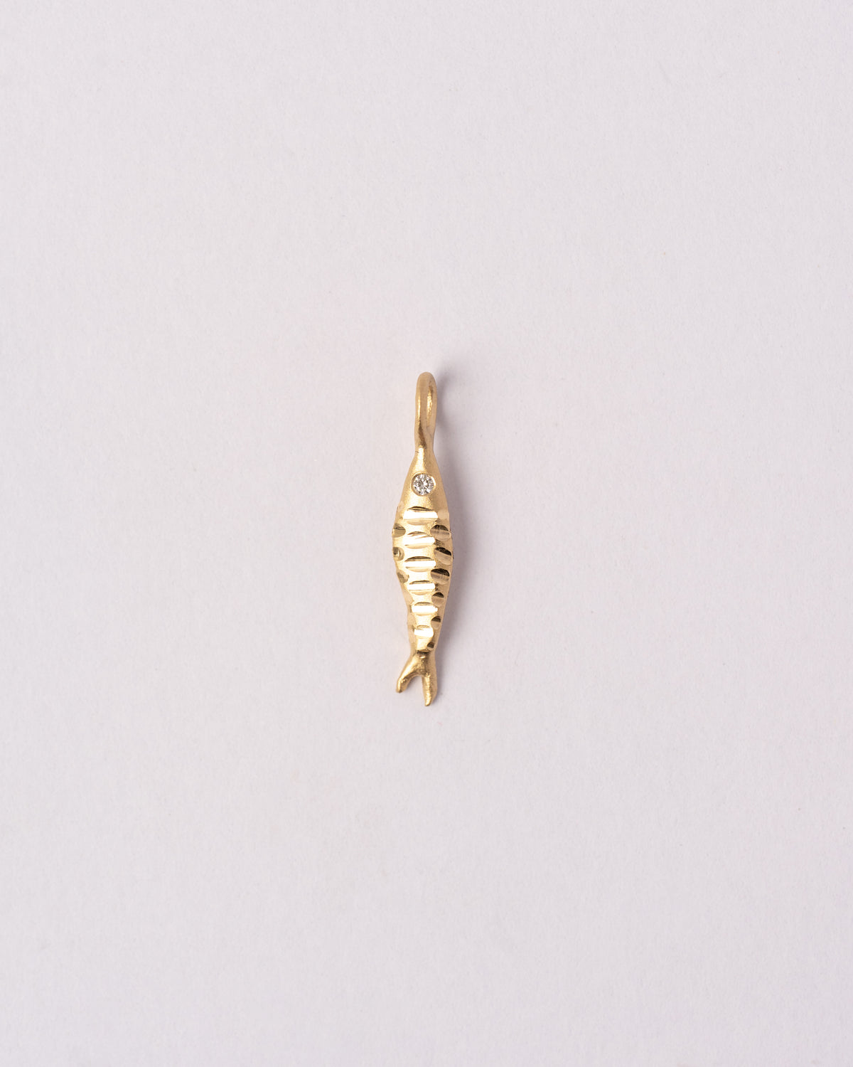 Engraved Pesca Pendant