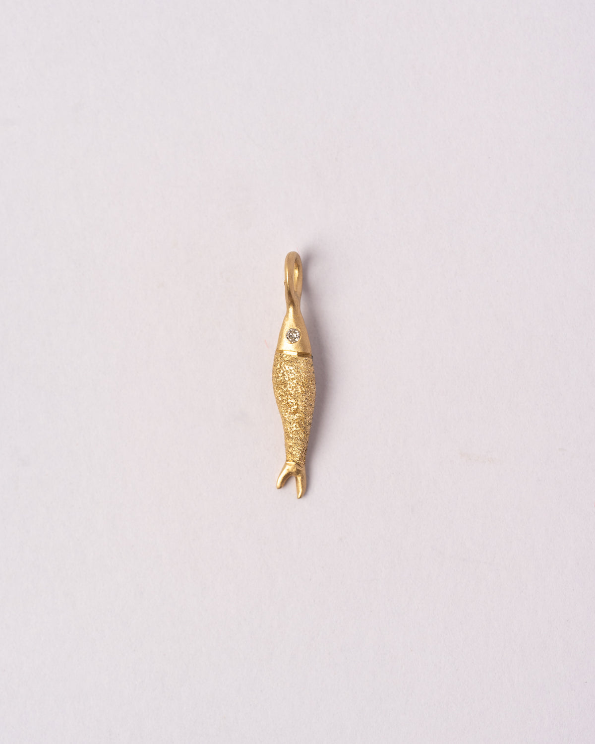 Engraved Pesca Pendant