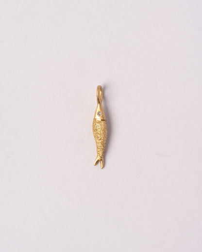 Engraved Pesca Pendant