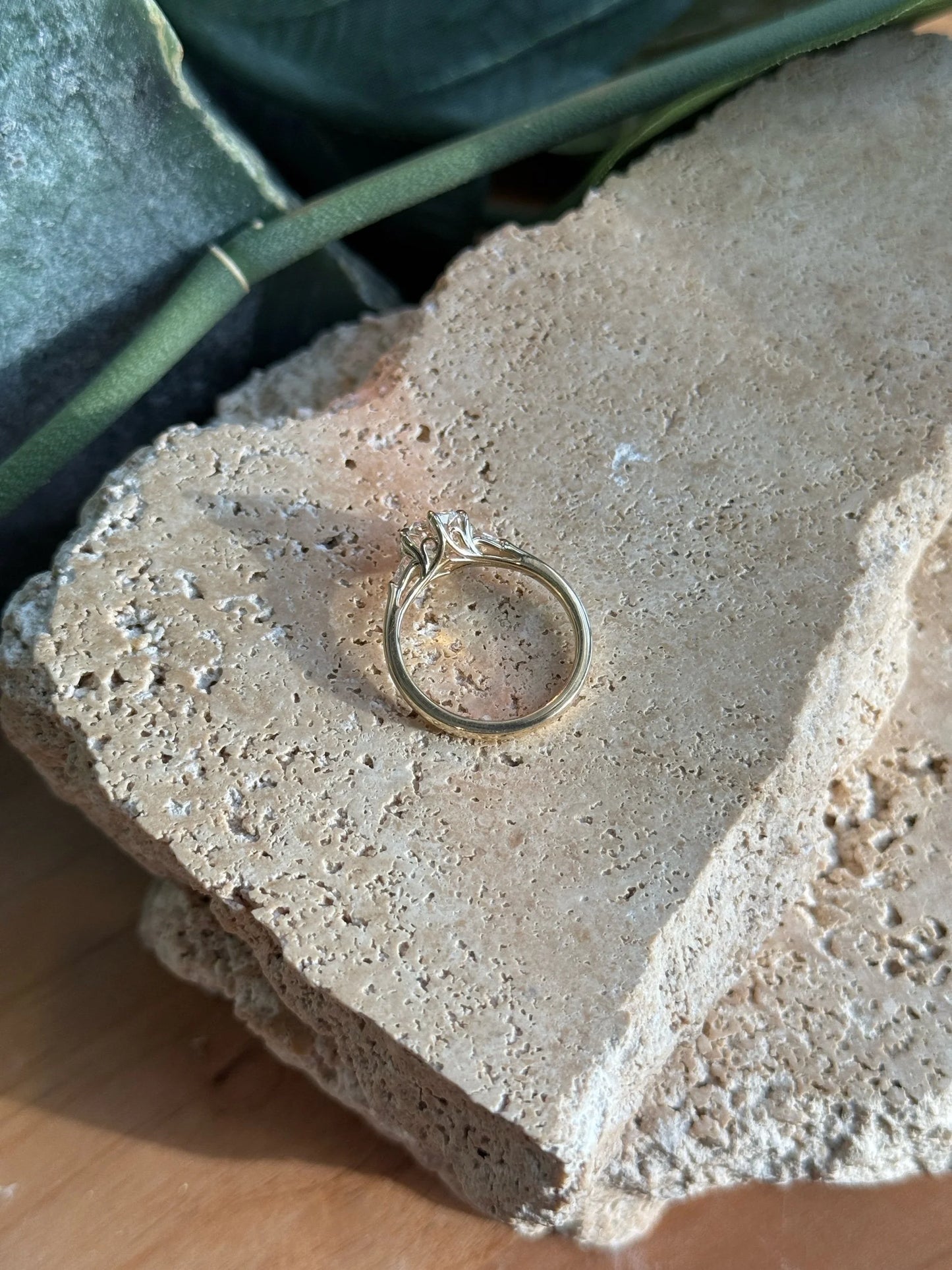 Octavia Ring