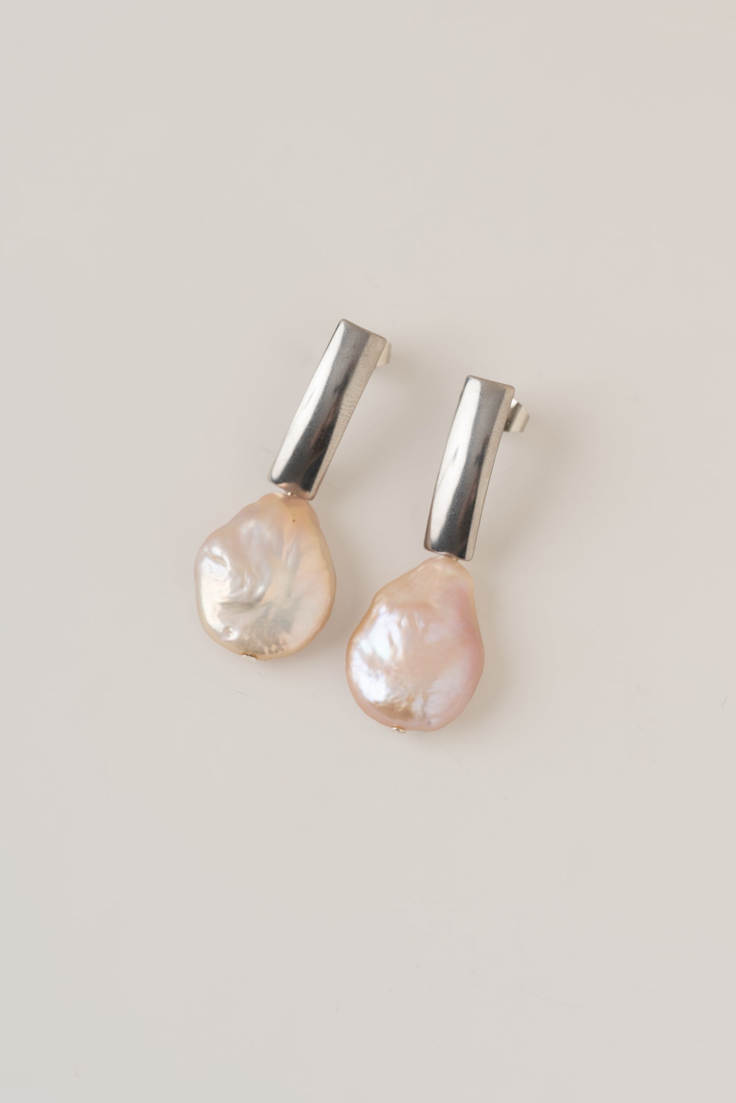 Turk Pearl Earring