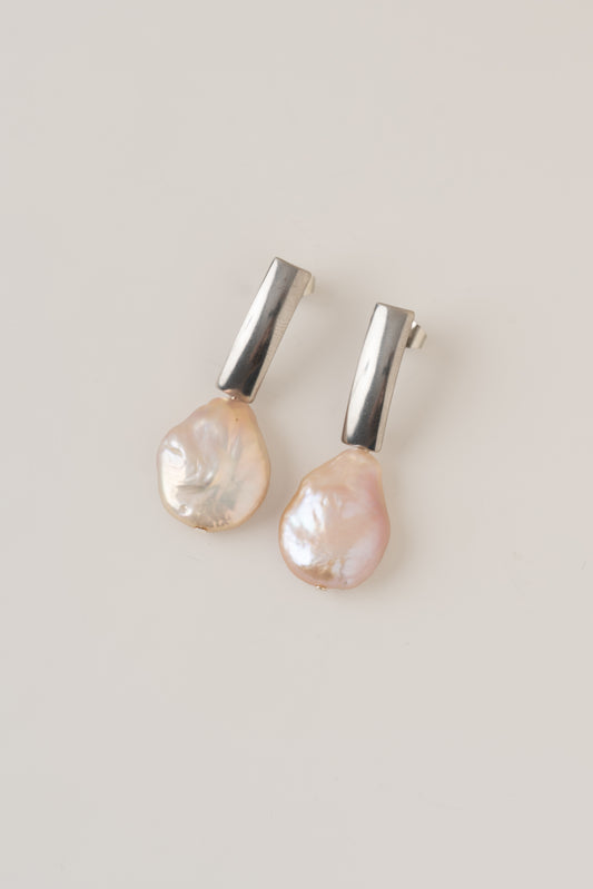 Turk Pearl Earring