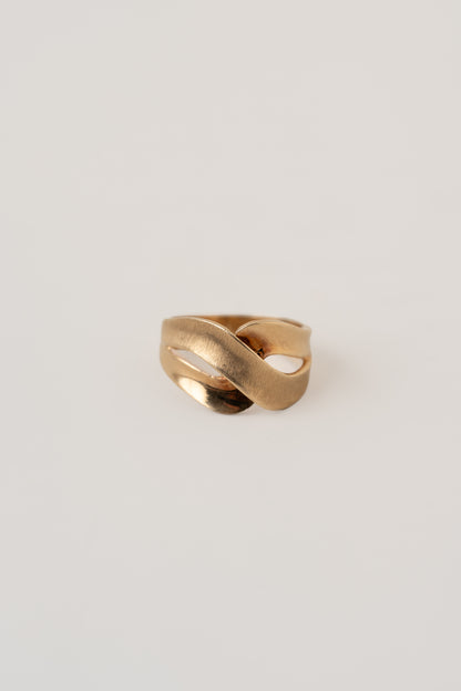 Vintage Criss-Cross Ring