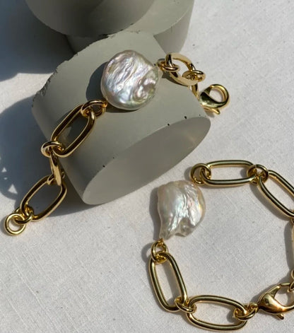 Coin Pearl Bracelet
