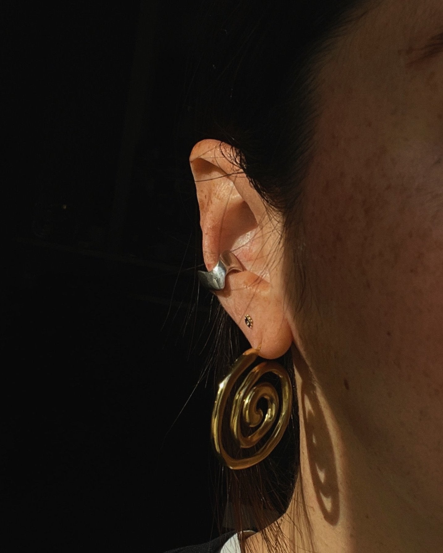 Wave Ear Cuff