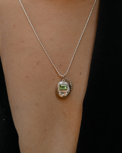 Gemagotchi Charm | Peridot & Diamond