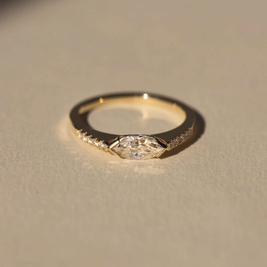 Mini Minna Ring