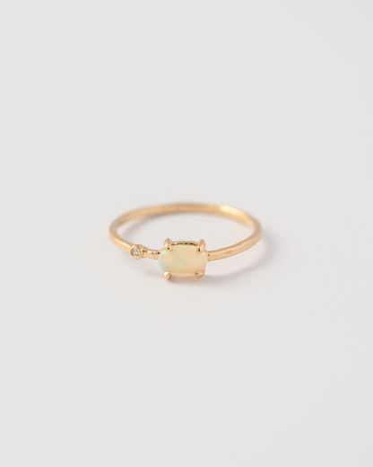 Wink Ring | Opal & Diamond
