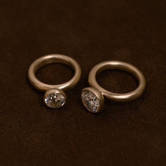 Gold Vessel for a Diamond