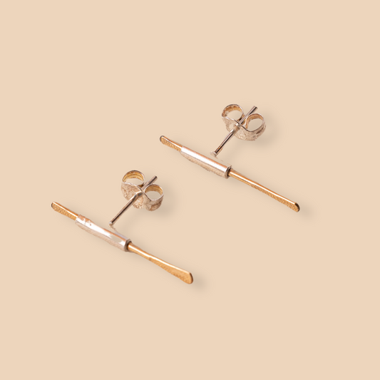 Stick Studs