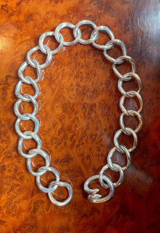 Alister Chain Necklace