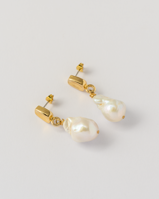 Freshwater Pearl Earrings