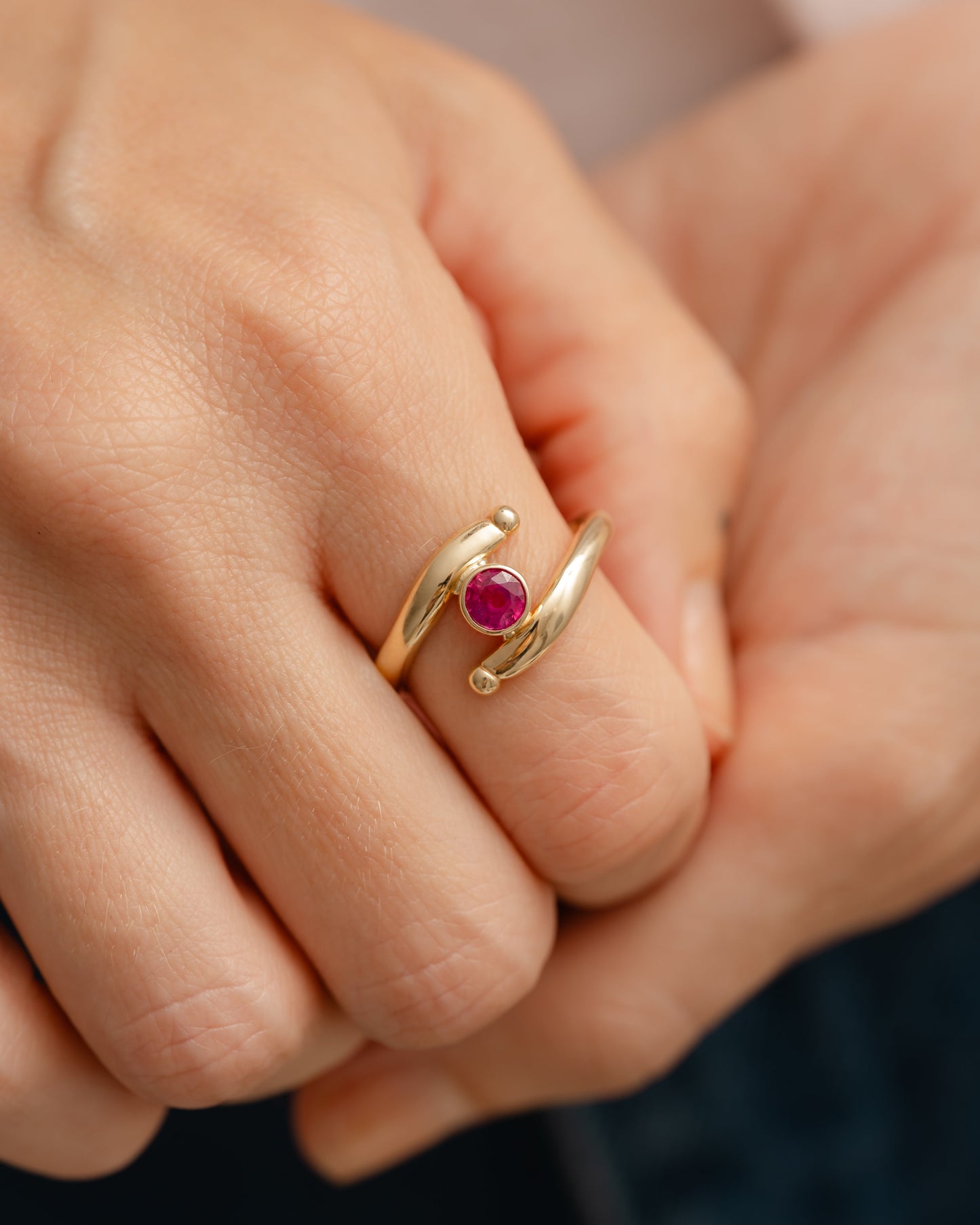Loop Sapphire Ring | OOAK