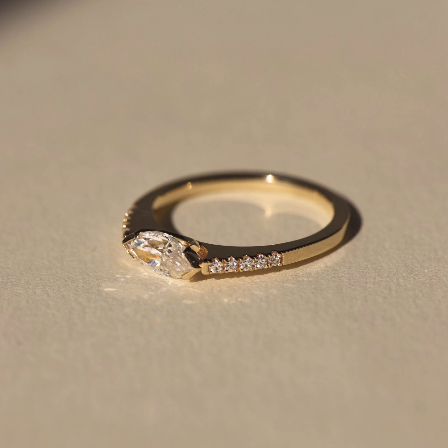 Mini Minna Ring