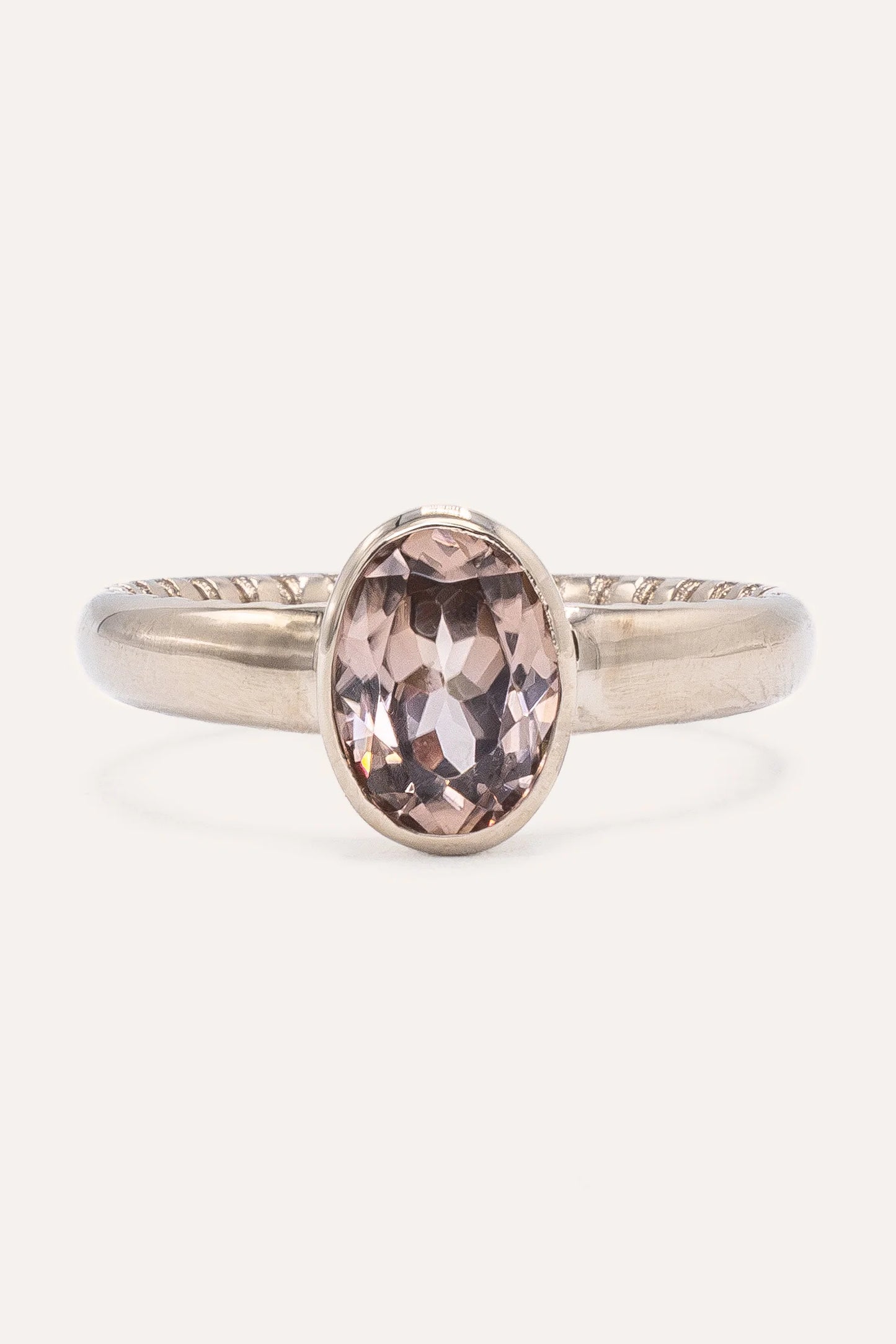 Brown Zircon Nazia